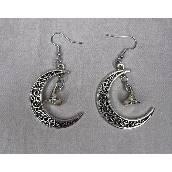 Handmade Silver Dangly Crescent Moon Earrings With Witches Hat - Picture 1 of 3
